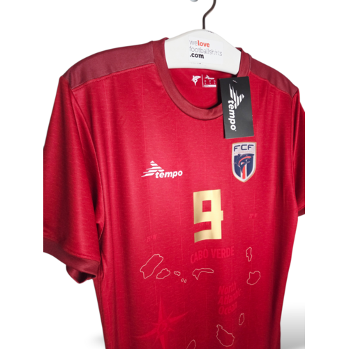 Tempo Origineel retro vintage voetbalshirt Kaapverdië 2024