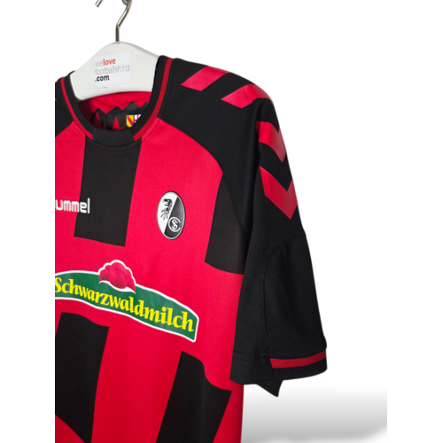 Hummel Origineel retro vintage voetbalshirt SC Freiburg 2016/17 Hummel Origineel retro vintage voetbalshirt SC Freiburg 2016/17