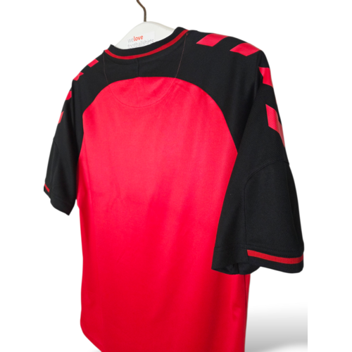 Hummel Origineel retro vintage voetbalshirt SC Freiburg 2016/17 Hummel Origineel retro vintage voetbalshirt SC Freiburg 2016/17