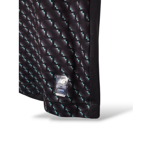 New Balance Origineel retro vintage voetbalshirt Liverpool 2019/20