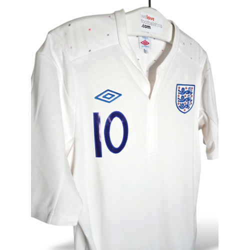 Umbro Original retro vintage football shirt England 2010/11