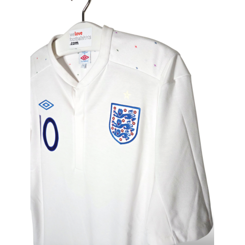 Umbro Original retro vintage football shirt England 2010/11