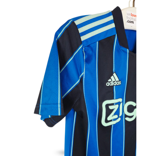 Adidas Origineel retro vintage kinder voetbalshirt AFC Ajax 2021/22 Adidas Origineel retro vintage kinder voetbalshirt AFC Ajax 2021/22