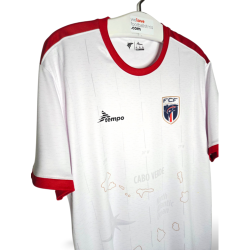 Tempo Origineel retro vintage voetbalshirt Kaapverdië 2024