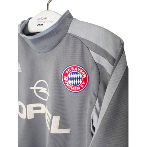 Adidas Original retro vintage goalkeeper shirt Bayern Munich 2001/02