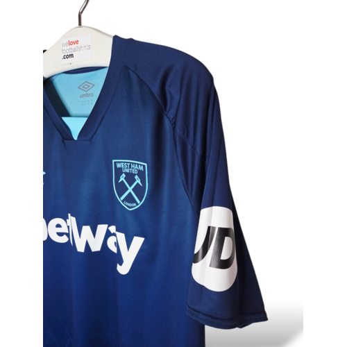 Umbro Original retro vintage football shirt West Ham United 2023/24