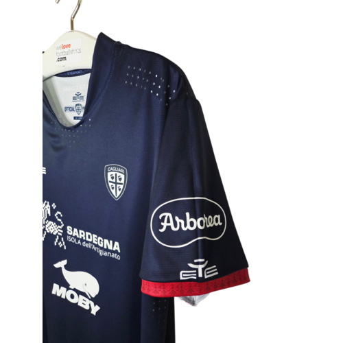 EYE Origineel retro vintage voetbalshirt Cagliari Calcio 2023/24