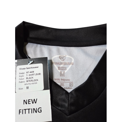 KLUPP Original retro vintage goalkeeper shirt Suriname 2021/22