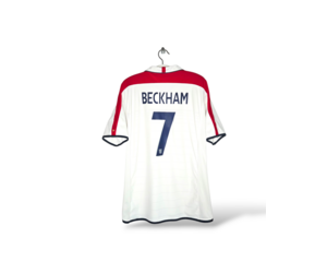 Football shirt England EURO 2004 | WeLoveFootballShirts