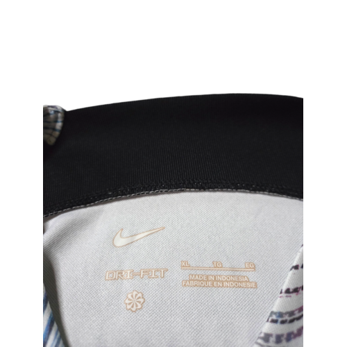 Nike Origineel retro vintage voetbalshirt Liverpool 2022/23 Nike Origineel retro vintage voetbalshirt Liverpool 2022/23