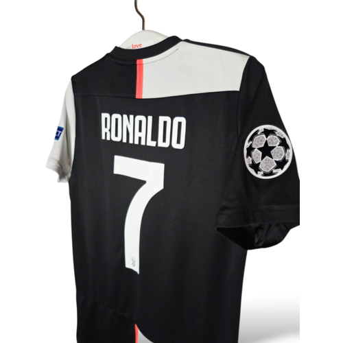 Adidas Original retro vintage football shirt Juventus 2019/20 Adidas Original retro vintage football shirt Juventus 2019/20