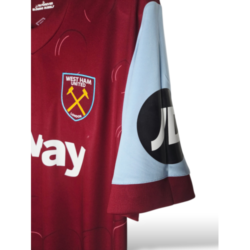 Umbro Original retro vintage football shirt West Ham United 2023/24