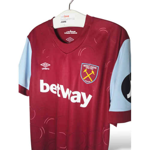 Umbro Original retro vintage football shirt West Ham United 2023/24