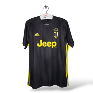 Adidas Juventus (L) Adidas Juventus (L)