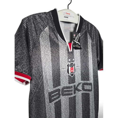 Fanwear Origineel retro vintage voetbalshirt Beşiktaş J.K. 2003 Fanwear Origineel retro vintage voetbalshirt Beşiktaş J.K. 2003