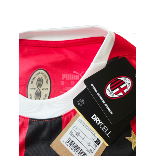 Puma Origineel retro vintage voetbalshirt AC Milan 2024/25 Puma Origineel retro vintage voetbalshirt AC Milan 2024/25