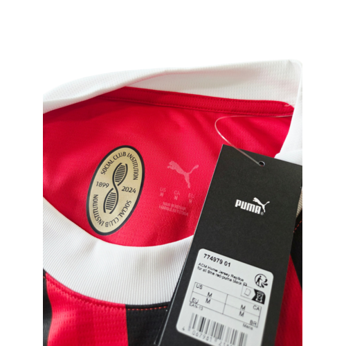 Puma Origineel retro vintage voetbalshirt AC Milan 2024/25 Puma Origineel retro vintage voetbalshirt AC Milan 2024/25