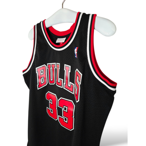 Mitchell & Ness Origineel retro vintage basketbaltenue Chicago Bulls 1997/98 Mitchell & Ness Origineel retro vintage basketbaltenue Chicago Bulls 1997/98