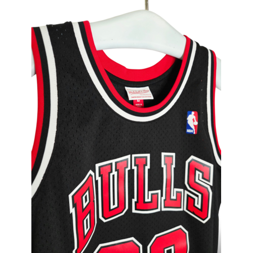Mitchell & Ness Origineel retro vintage basketbaltenue Chicago Bulls 1997/98 Mitchell & Ness Origineel retro vintage basketbaltenue Chicago Bulls 1997/98