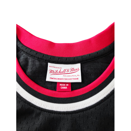 Mitchell & Ness Origineel retro vintage basketbaltenue Chicago Bulls 1997/98 Mitchell & Ness Origineel retro vintage basketbaltenue Chicago Bulls 1997/98