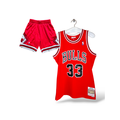 Mitchell & Ness Chicago Bulls (L) +SHORT Mitchell & Ness Chicago Bulls (L) +SHORT