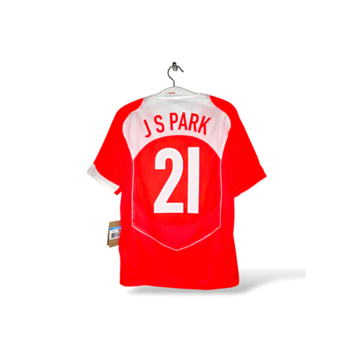 Nike South Korea (M) *BNWT Nike South Korea (M) *BNWT