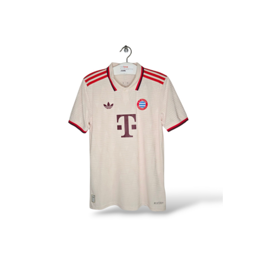 Adidas Origineel retro vintage voetbalshirt Bayern München 2024/25 Adidas Origineel retro vintage voetbalshirt Bayern München 2024/25