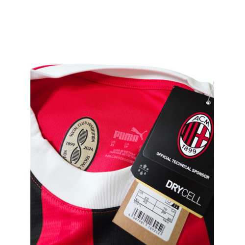 Puma Original retro vintage football shirt AC Milan 2024/25 Puma Original retro vintage football shirt AC Milan 2024/25