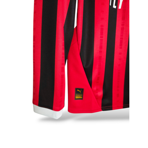 Puma Original retro vintage football shirt AC Milan 2024/25 Puma Original retro vintage football shirt AC Milan 2024/25