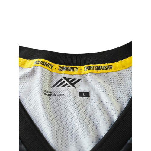 Six5Six Origineel retro vintage voetbalshirt Kerala Blasters FC 2021/22 Six5Six Origineel retro vintage voetbalshirt Kerala Blasters FC 2021/22
