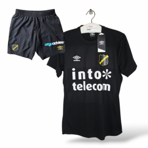 Umbro NAC Breda (M) *BNWT/+SHORT Umbro NAC Breda (M) *BNWT/+SHORT
