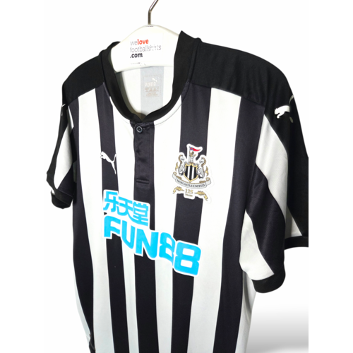 Puma Origineel retro vintage voetbalshirt Newcastle United 2017/18 Puma Origineel retro vintage voetbalshirt Newcastle United 2017/18