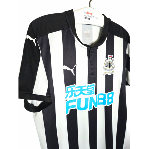Puma Origineel retro vintage voetbalshirt Newcastle United 2017/18 Puma Origineel retro vintage voetbalshirt Newcastle United 2017/18