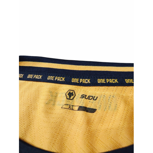 SuDu Original retro vintage football shirt Wolverhampton Wanderers F.C. 2024/25 SuDu Original retro vintage football shirt Wolverhampton Wanderers F.C. 2024/25