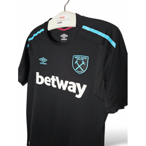 Umbro Origineel retro vintage kinder voetbalshirt West Ham United 2017/18 Umbro Origineel retro vintage kinder voetbalshirt West Ham United 2017/18