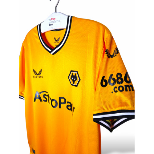 Castore Origineel retro vintage voetbalshirt Wolverhampton Wanderers F.C. 2023/24 Castore Origineel retro vintage voetbalshirt Wolverhampton Wanderers F.C. 2023/24