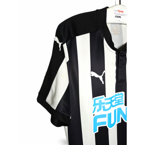 Puma Originelles Retro-Vintage-Fußballtrikot Newcastle United 2017/18 Puma Originelles Retro-Vintage-Fußballtrikot Newcastle United 2017/18