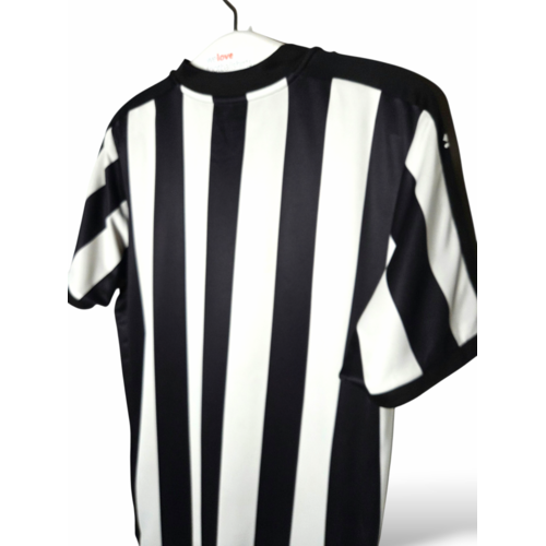 Puma Originelles Retro-Vintage-Fußballtrikot Newcastle United 2017/18 Puma Originelles Retro-Vintage-Fußballtrikot Newcastle United 2017/18