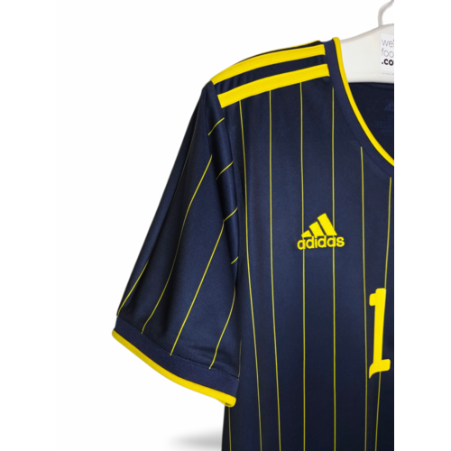 Adidas Original retro vintage football shirt Sweden 2020/22 Adidas Original retro vintage football shirt Sweden 2020/22