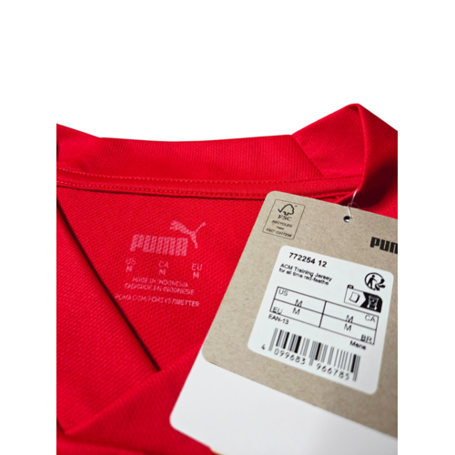 Puma Origineel retro vintage voetbalshirt AC Milan 2023/24 Puma Origineel retro vintage voetbalshirt AC Milan 2023/24