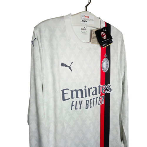 Puma Original retro vintage football shirt AC Milan 2023/24 Puma Original retro vintage football shirt AC Milan 2023/24