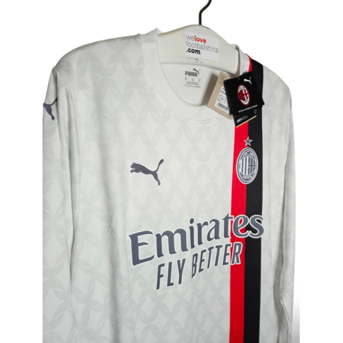 Puma Original retro vintage football shirt AC Milan 2023/24 Puma Original retro vintage football shirt AC Milan 2023/24