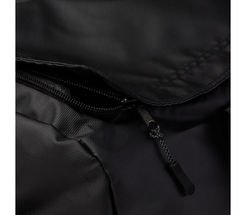 Weekend Offender weekend bag Black