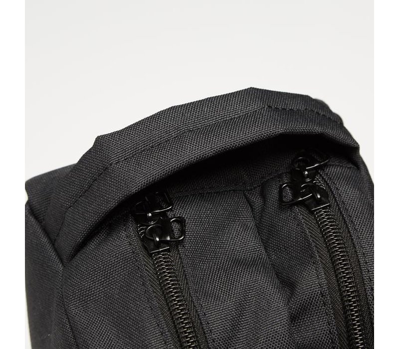 Weekend Offender wash bag Black