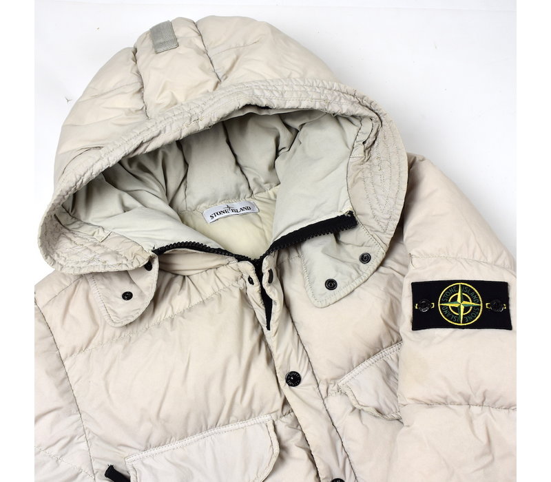 Stone Island beige garment dyed crinkle reps ny down hooded jacket L