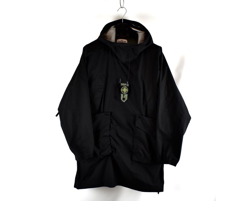 Stone Island black ripstop gore-tex with paclite technology combo L