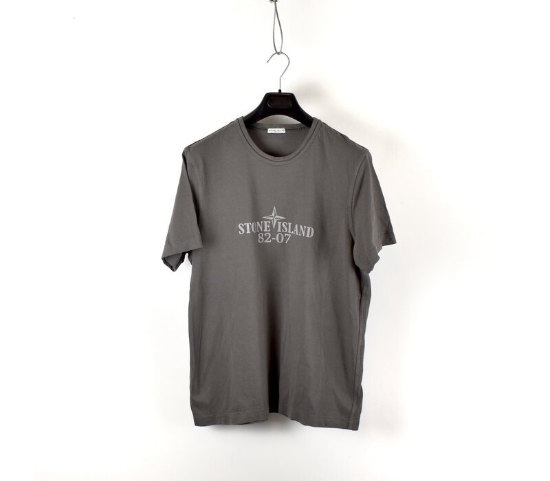 Stone Island grey 25 anni reflective 82-07 compass logo print t-shirt XL