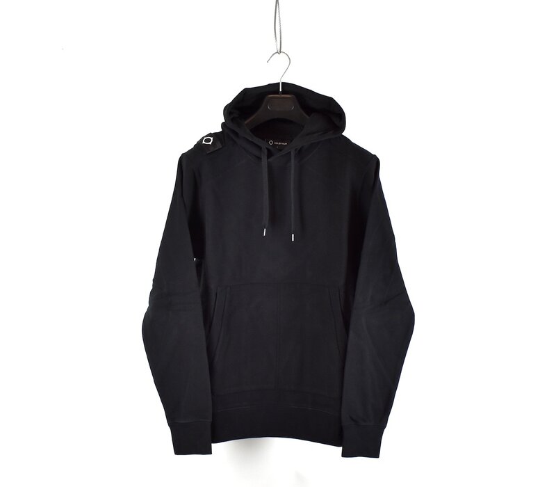 MA.STRUM core overhead hoody Jet Black