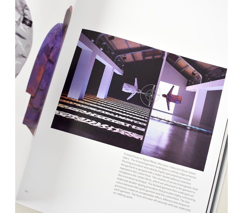 Stone Island - Storia: updated hardcover boek