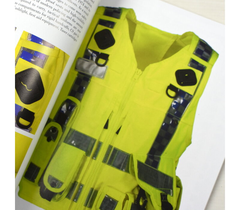 Inside the Westminster Menswear Archive softcover boek